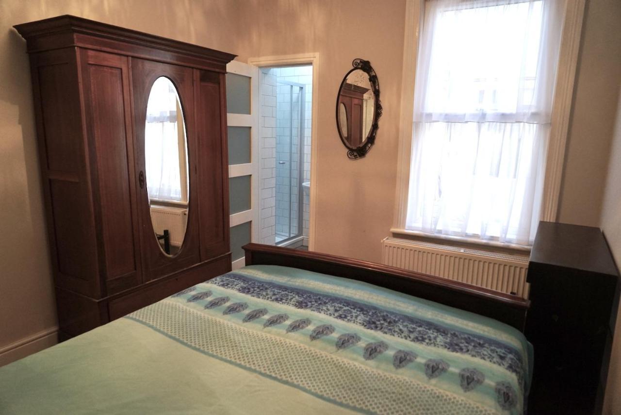 לונדון Tottenham Stadium Double Room מראה חיצוני תמונה