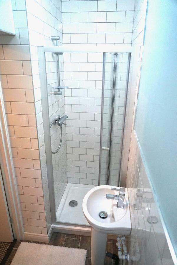 לונדון Tottenham Stadium Double Room מראה חיצוני תמונה